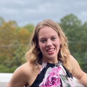 Meet your Posher, Aleta